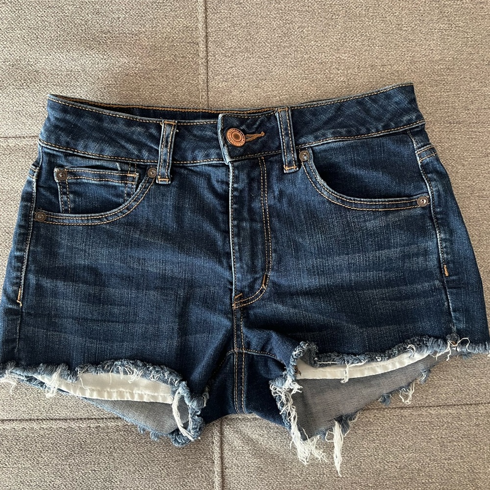 American eagle size 6 jean shorts